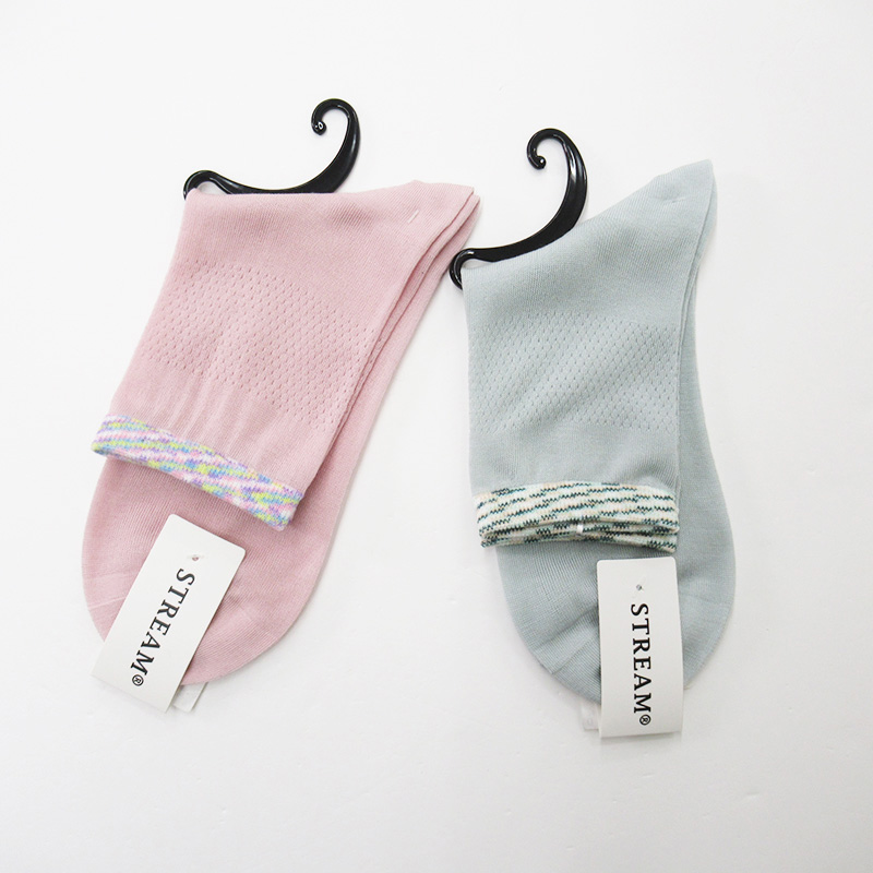 STREAM シルクMIX トップくるくる段染め糸切替ソックス